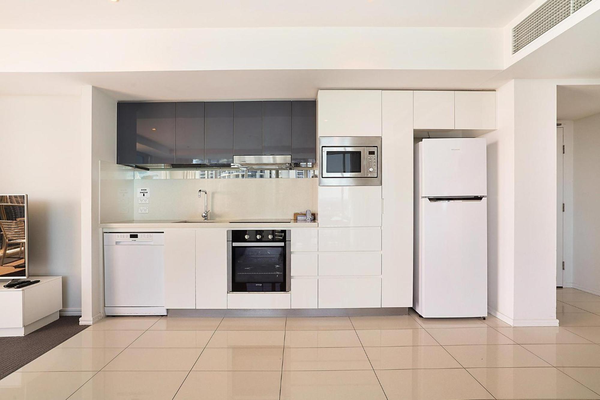 Number 1 H Residences - Wifi, Parking & More By Gold Coast Holidays Exterior foto
